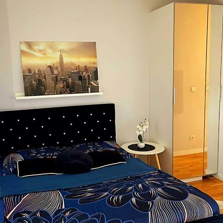 Homecomfort Apartament Delux Warsaw Exterior photo